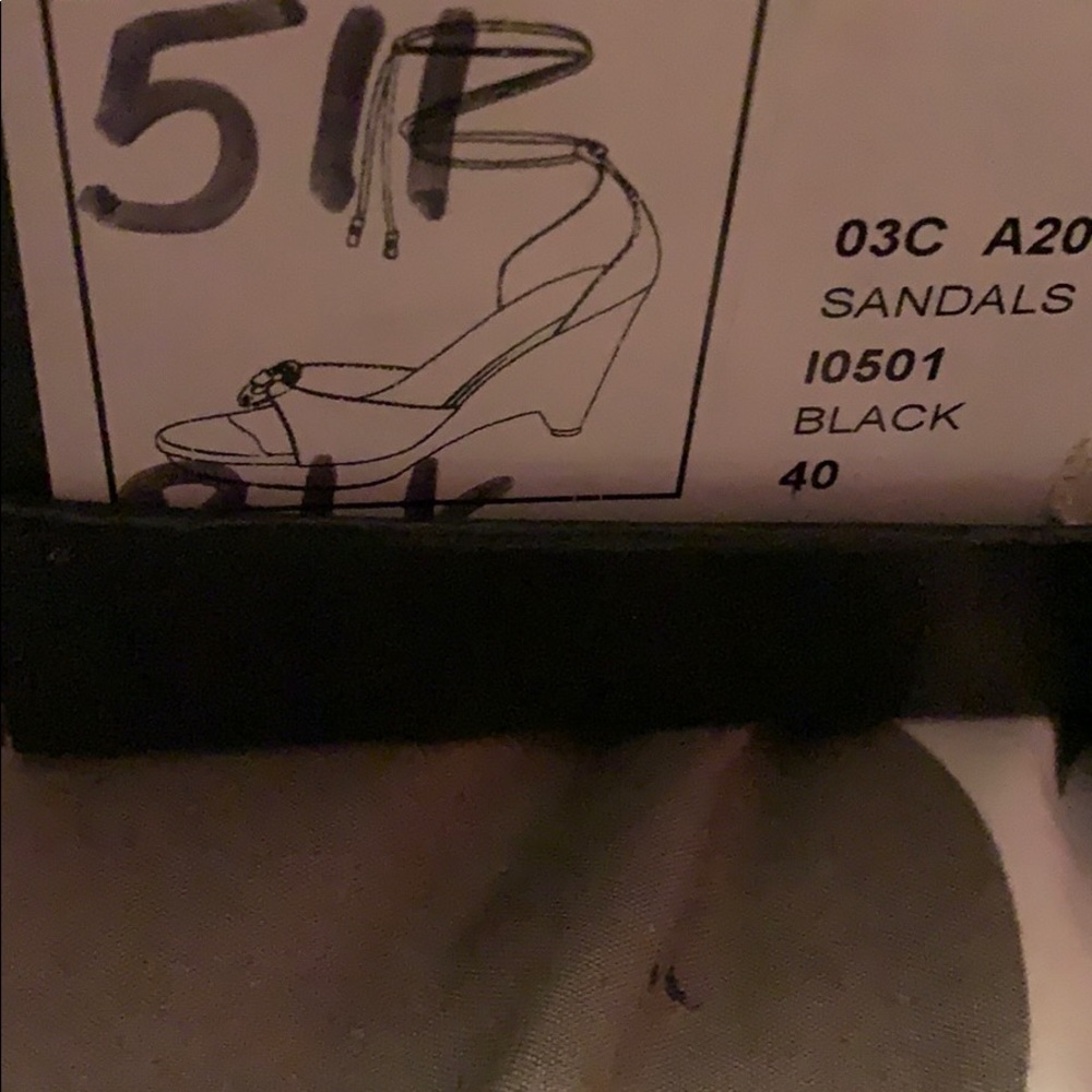 💯 Authentic Chanel Sandals - Picture 4 of 5